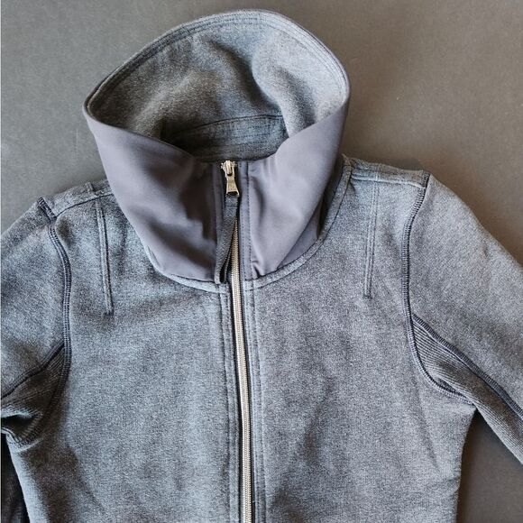 Lululemon Grey Thick Jacket - Picture 2 of 11